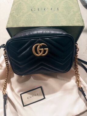 Gucci Black GG Marmont Leather Crossbody Bag
